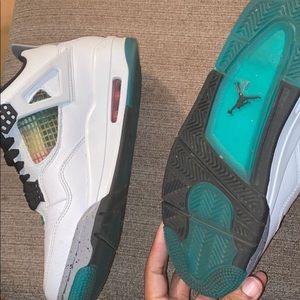 Jordan Retro 4 “Rasta”